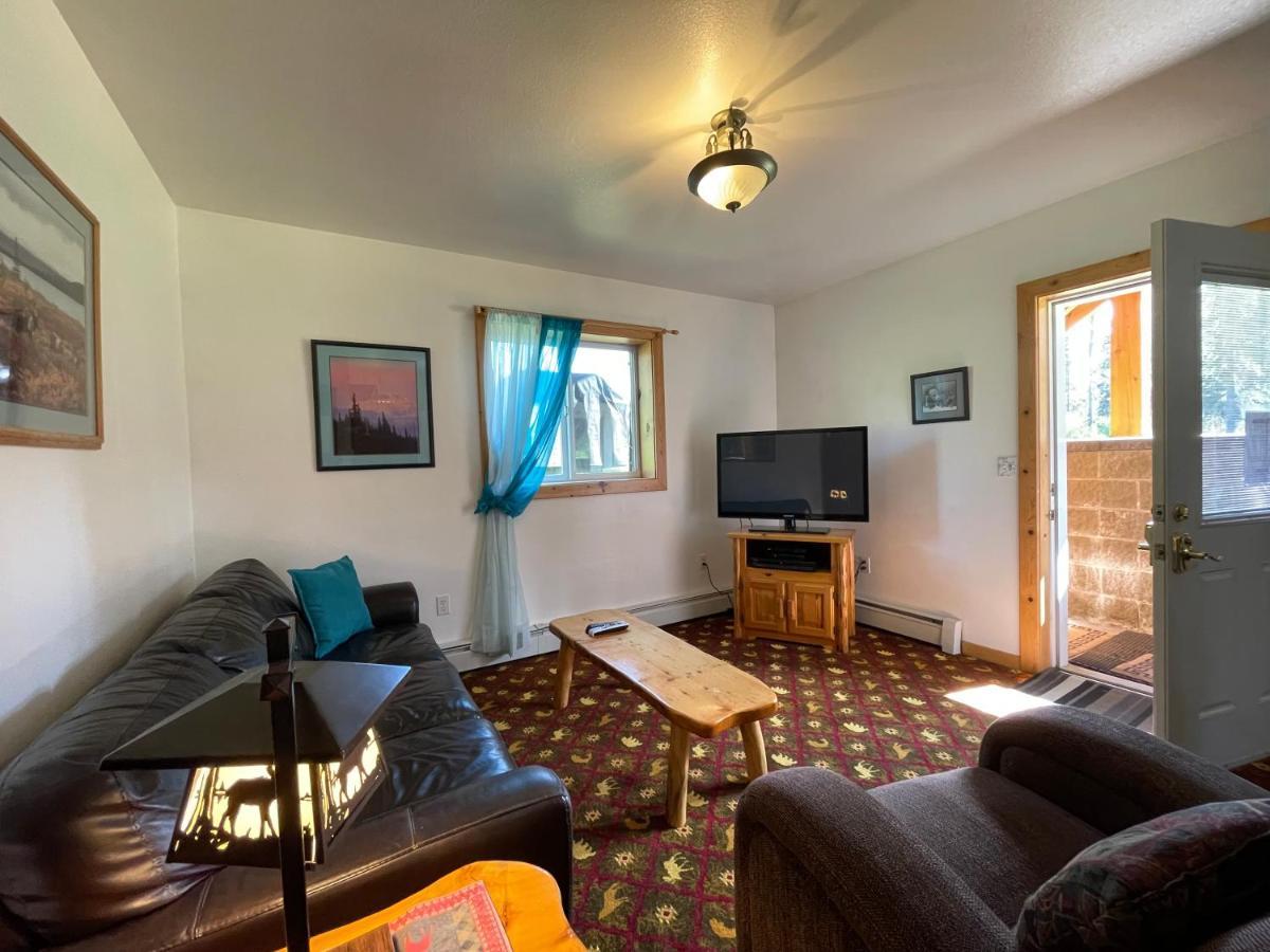 Salmon Catcher Lodge Kenai Bagian luar foto