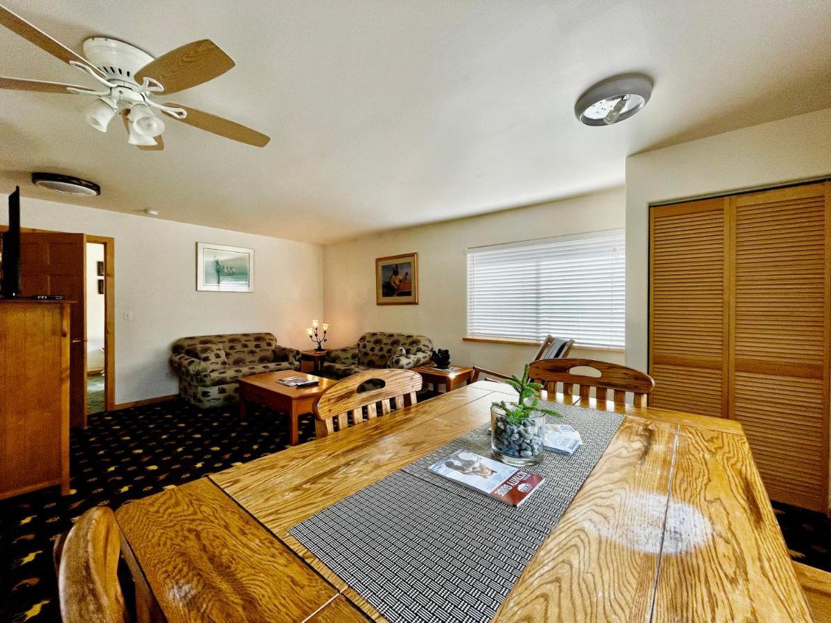 Salmon Catcher Lodge Kenai Bagian luar foto