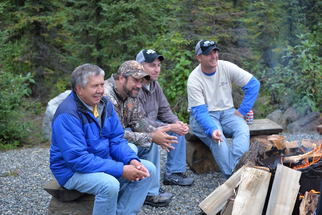Salmon Catcher Lodge Kenai Bagian luar foto