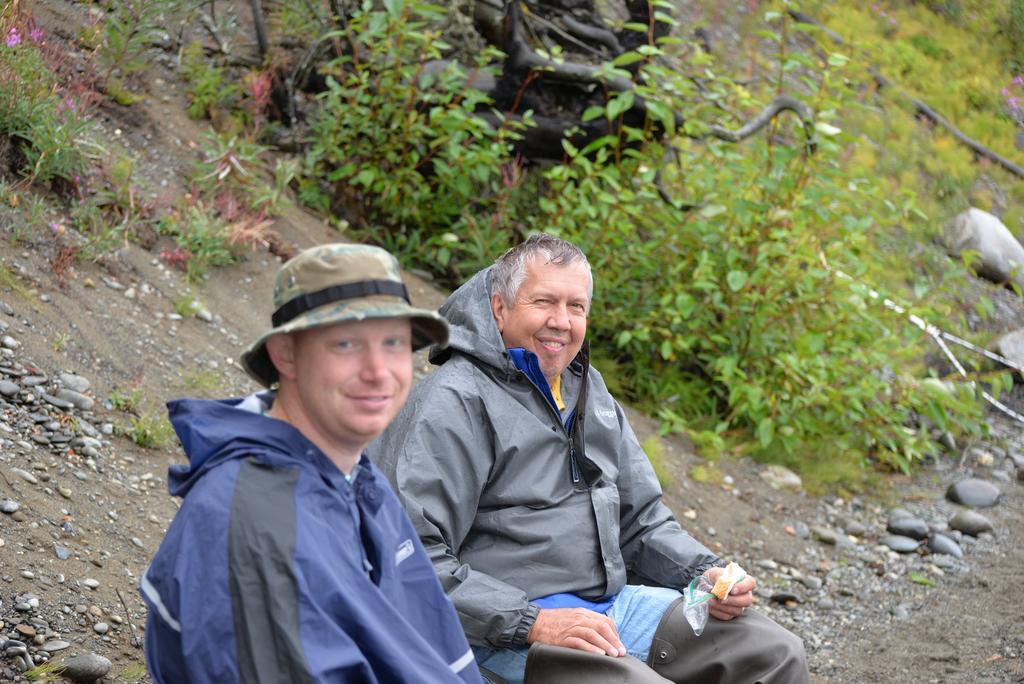 Salmon Catcher Lodge Kenai Bagian luar foto