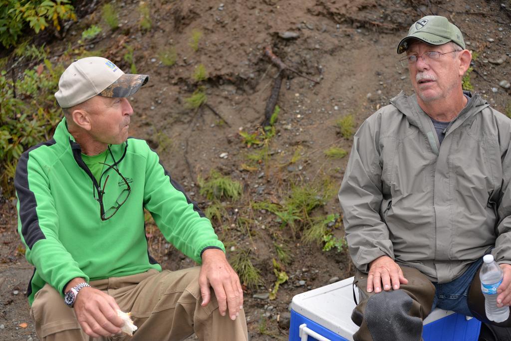 Salmon Catcher Lodge Kenai Bagian luar foto