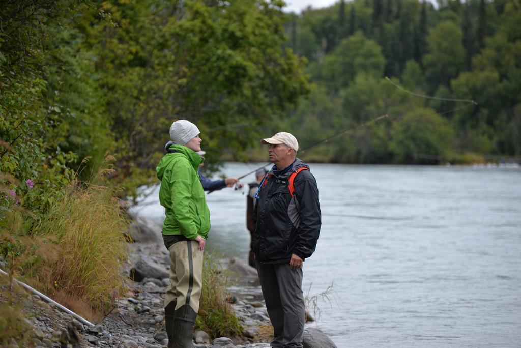 Salmon Catcher Lodge Kenai Bagian luar foto
