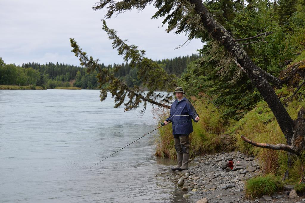 Salmon Catcher Lodge Kenai Bagian luar foto