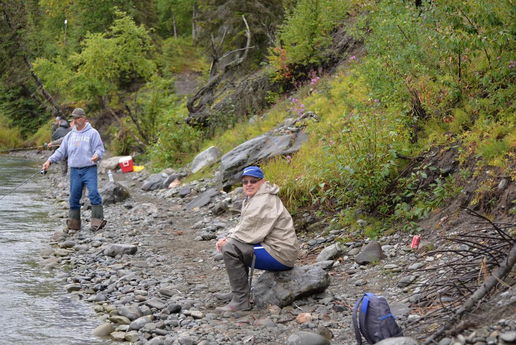 Salmon Catcher Lodge Kenai Bagian luar foto